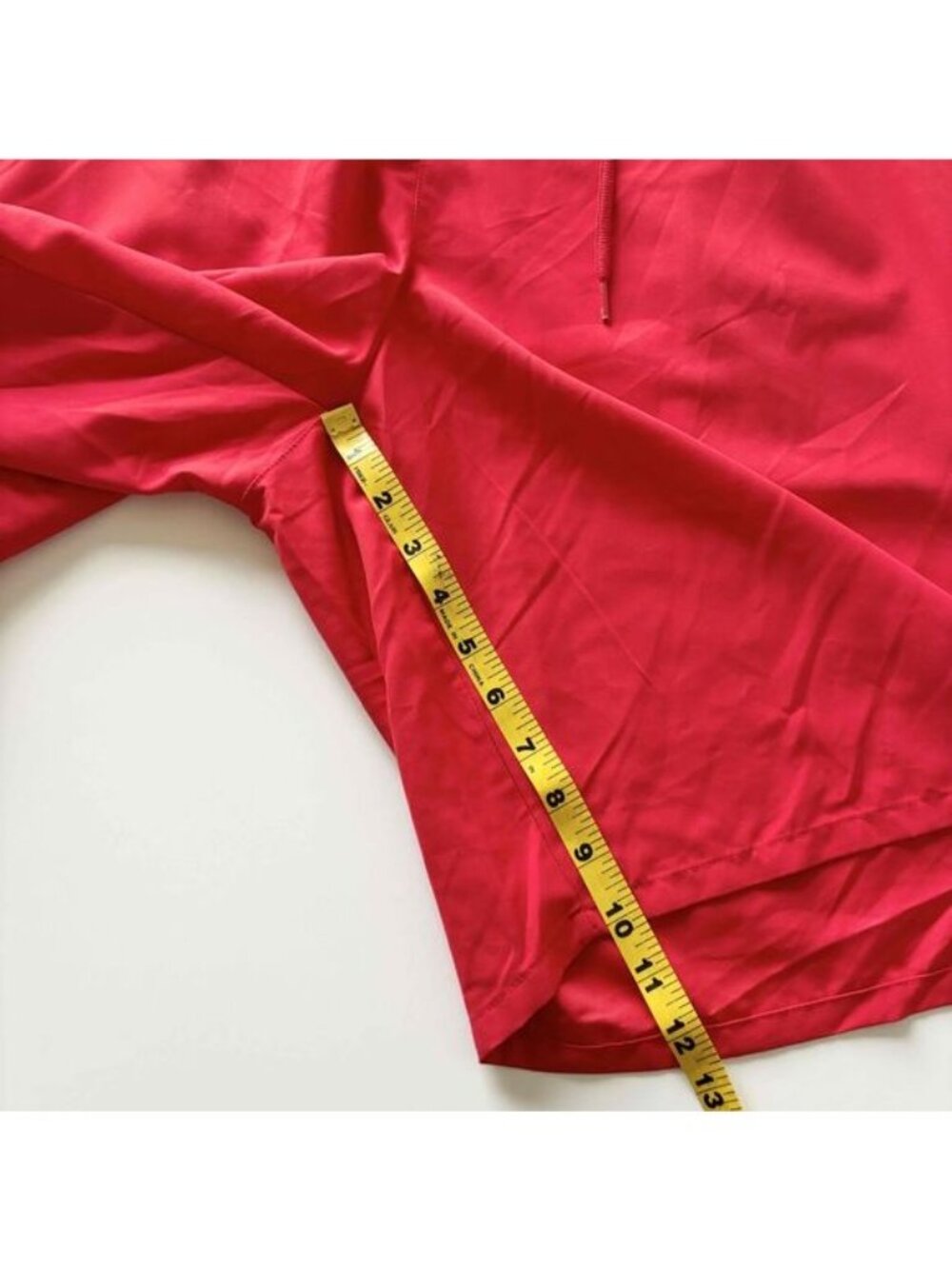 Under Armour Heatgear Mens Red Drawstring Logo Boardshorts Size 38 Summer Casual - Picture 9 of 10